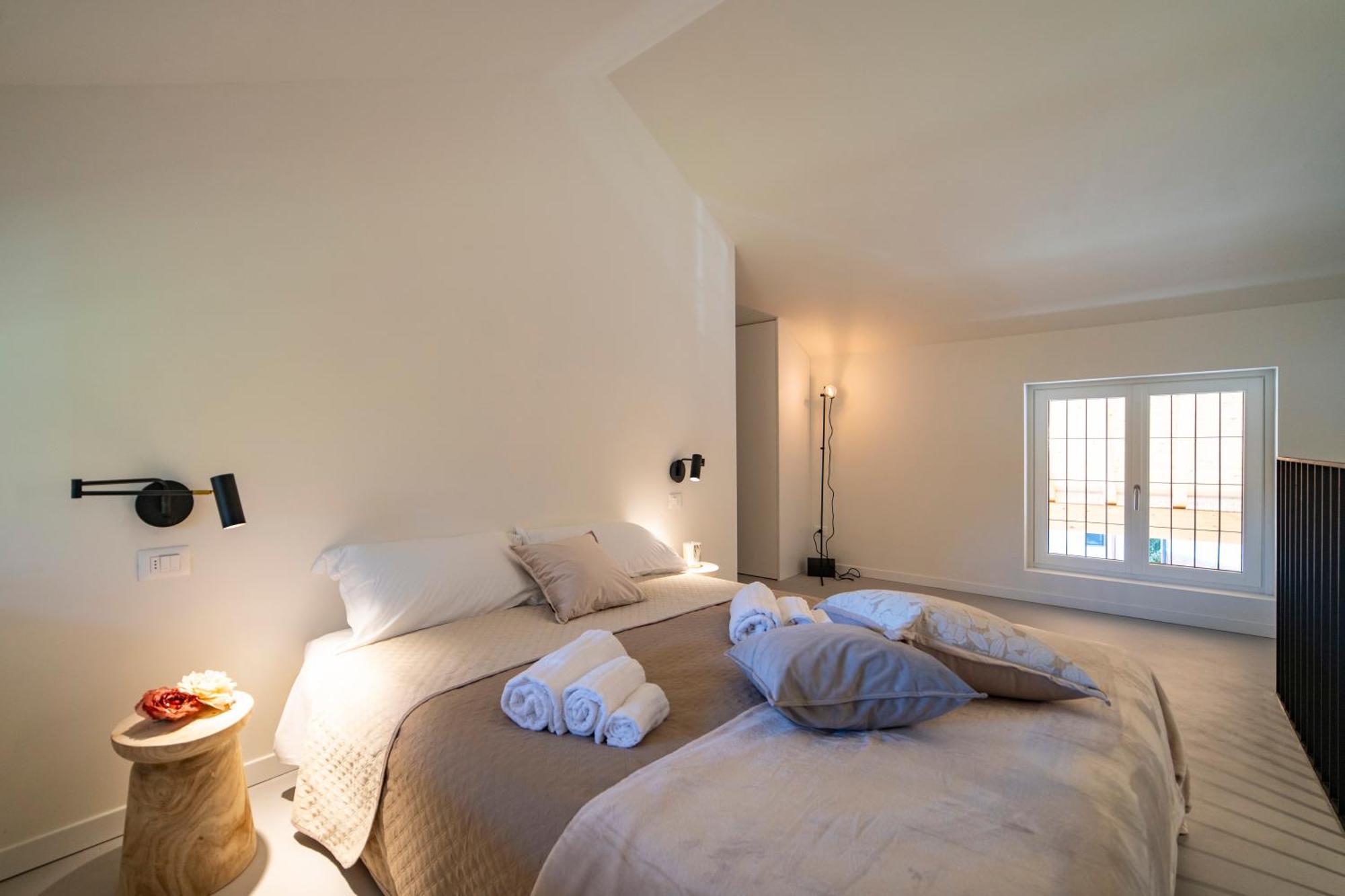 Aparthotel Via Vittorio Veneto 468 Chiari Pokoj fotografie